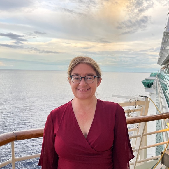 Meet your Posher, Tawnya - Picture 2 of 2